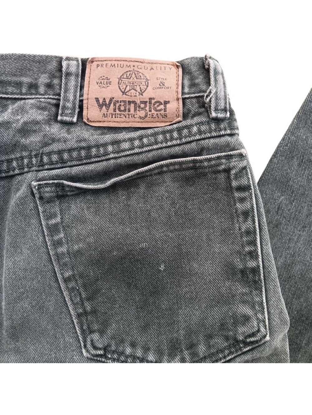 Vintage 34x32 Wrangler Mens Green Denim Jeans Cowboy 1990s Paint Splatter USA